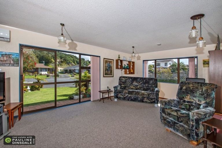 Photo of property in 9 Carr Street, Te Kamo, Whangarei, 0112