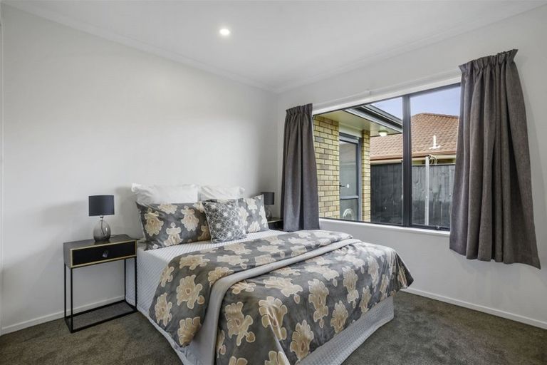 Photo of property in 34 Sandwick Drive, Weymouth, Auckland, 2103