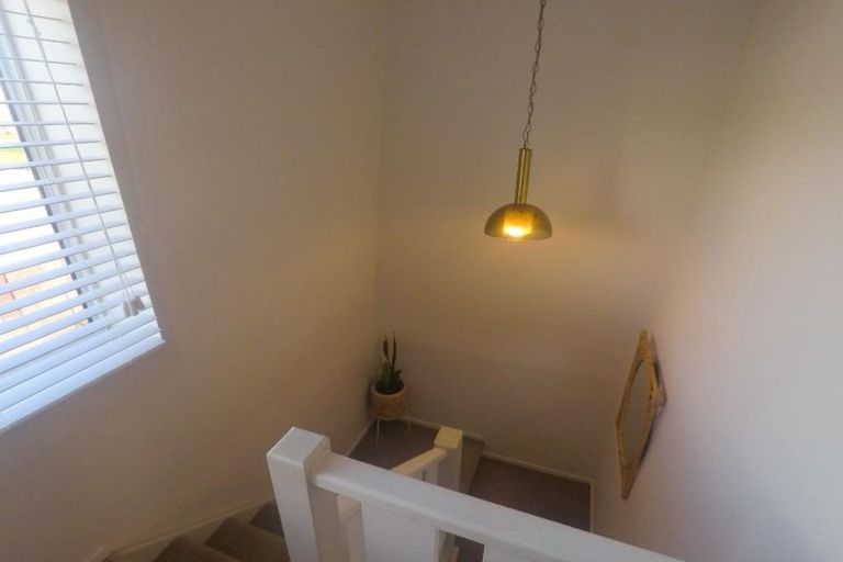 Photo of property in 12 Glen Alton Avenue, Paparangi, Wellington, 6037