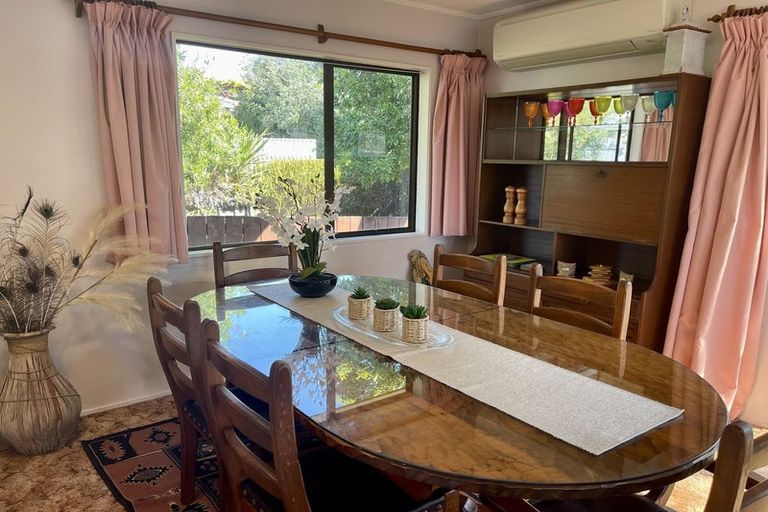 Photo of property in 160 Karewa Parade, Papamoa Beach, Papamoa, 3118