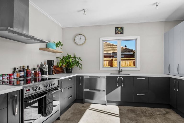 Photo of property in 51 Royal Terrace, Alexandra, 9320