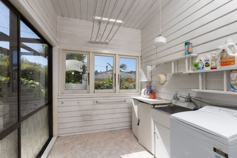 Photo of property in 16 Alfred Street, Nelson South, Nelson, 7010