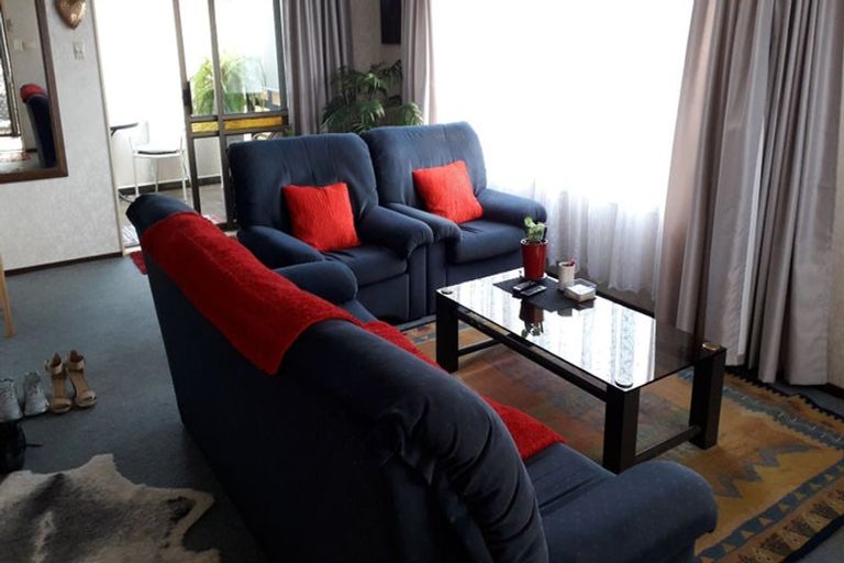 Photo of property in 4/23 Roulston Street, Pukekohe, 2120