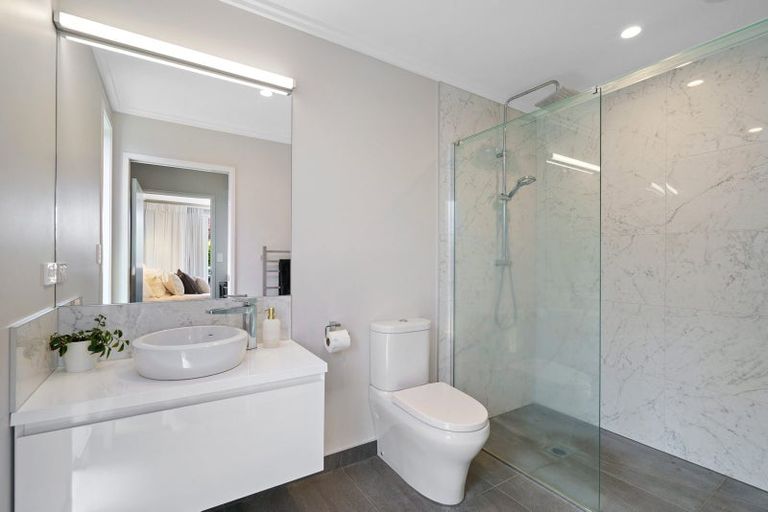 Photo of property in 1 Boyce Crescent, Cambridge, 3434