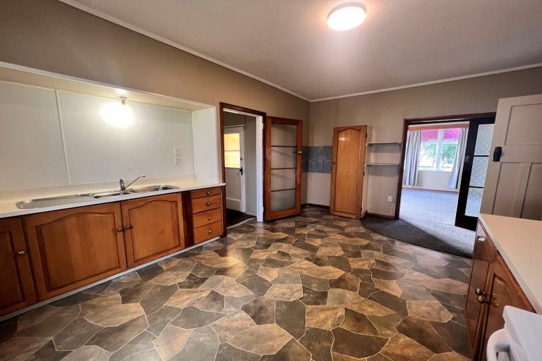 Photo of property in 27 Thyra Street, Dannevirke, 4930