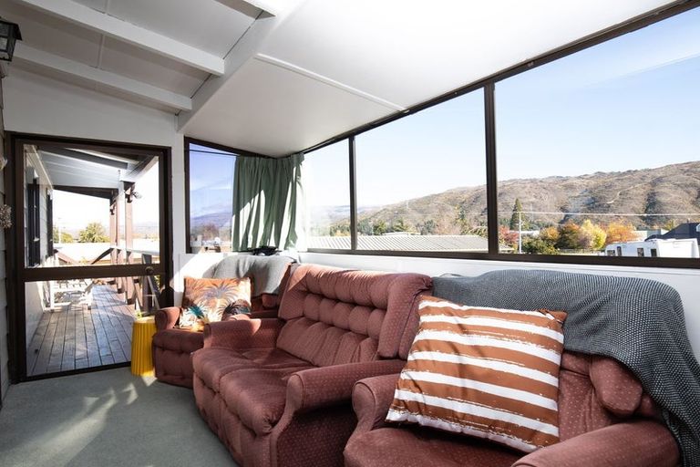 Photo of property in 27 Fraser Street, Clyde, 9330