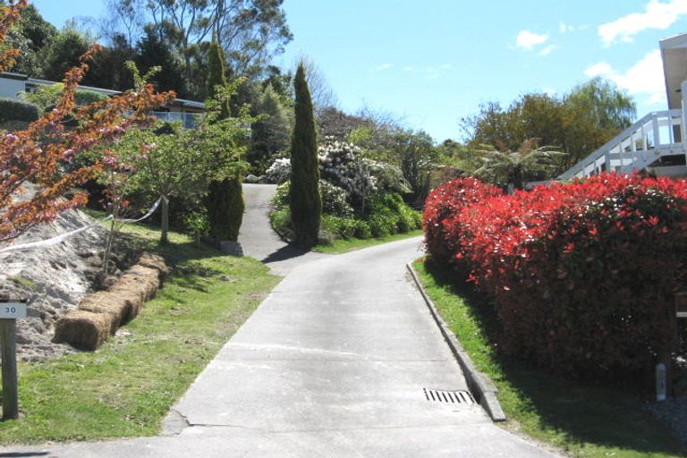 Photo of property in 28 Shera Street, Acacia Bay, Taupo, 3330