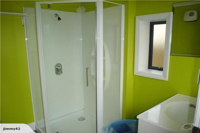 Photo of property in 33 Hyde Street, North Dunedin, Dunedin, 9016