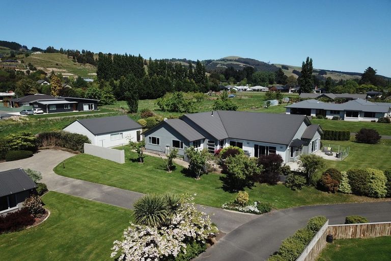 Photo of property in 6 Orchard Grove, East Taieri, Mosgiel, 9024