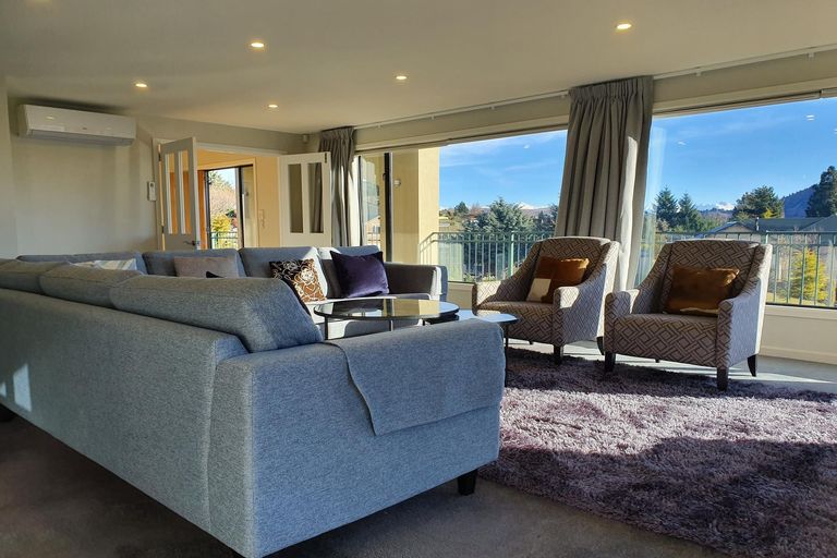 Photo of property in 12 Hamilton Drive, Lake Tekapo, 7999