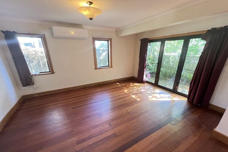 Photo of property in 33c Nairn Street, Mount Cook, Wellington, 6011