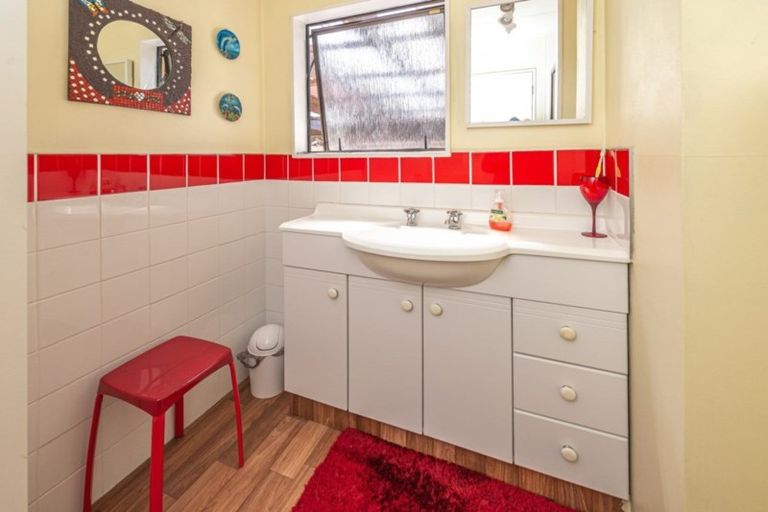 Photo of property in 19a Moore Avenue, Tawhero, Whanganui, 4501