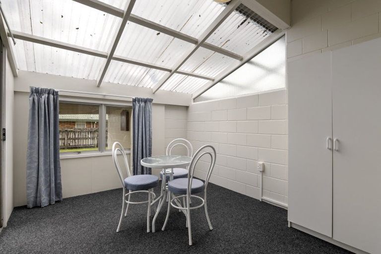 Photo of property in 42e Cutfield Street, Inglewood, 4330