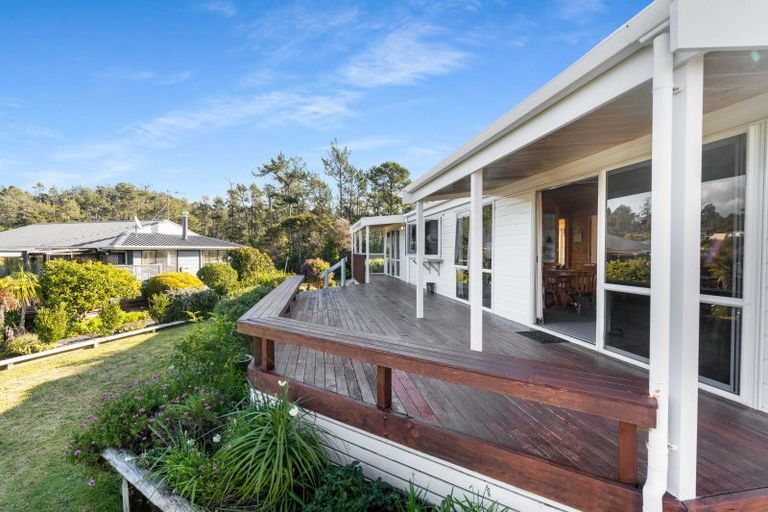 Photo of property in 18 Hinemoa Terrace, Tairua, 3508