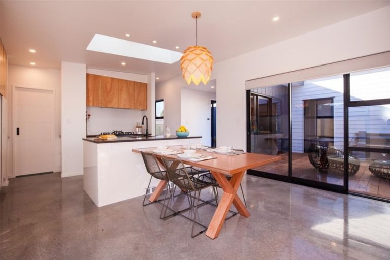 Photo of property in 41 Cyrus Street, Whalers Gate, New Plymouth, 4310
