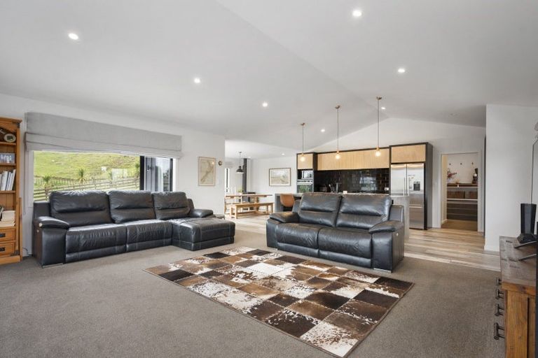 Photo of property in 1030d Valley Road, Ashhurst, 4884