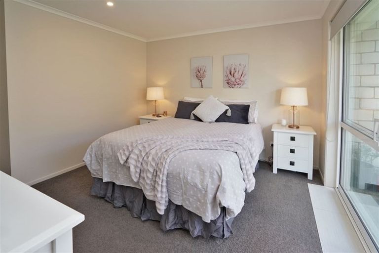 Photo of property in 15 Keston Crescent, Flagstaff, Hamilton, 3210