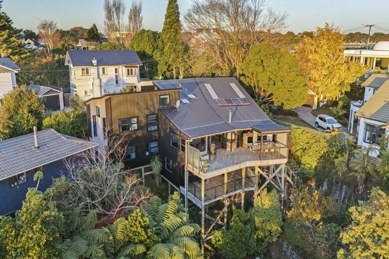 Photo of property in 12a Ridge Lane, New Plymouth, 4310