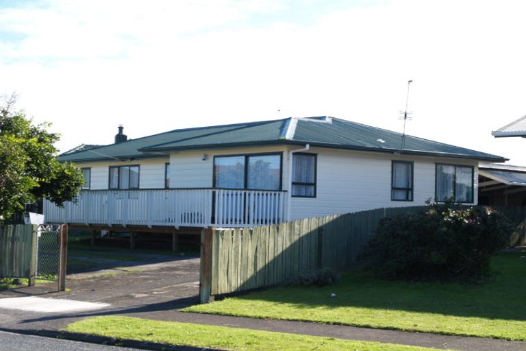 Photo of property in 4 Appleby Place, Mangere East, Auckland, 2024