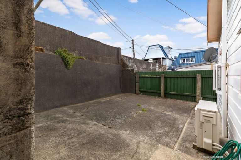 Photo of property in 7 Millward Street, Newtown, Wellington, 6021