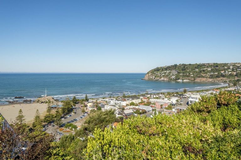 Photo of property in 9 Aranoni Track, Clifton, Christchurch, 8081