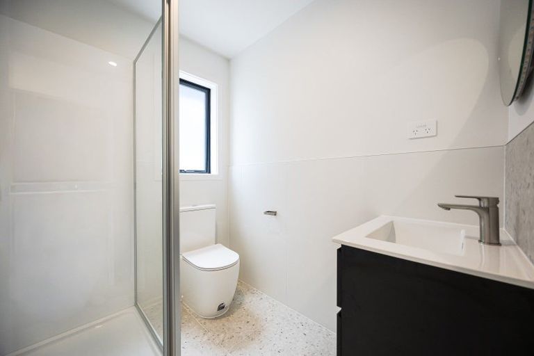 Photo of property in 680 Swanson Road, Swanson, Auckland, 0612