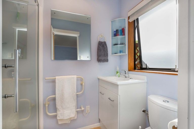 Photo of property in 12 Ensign Place, Flagstaff, Hamilton, 3210