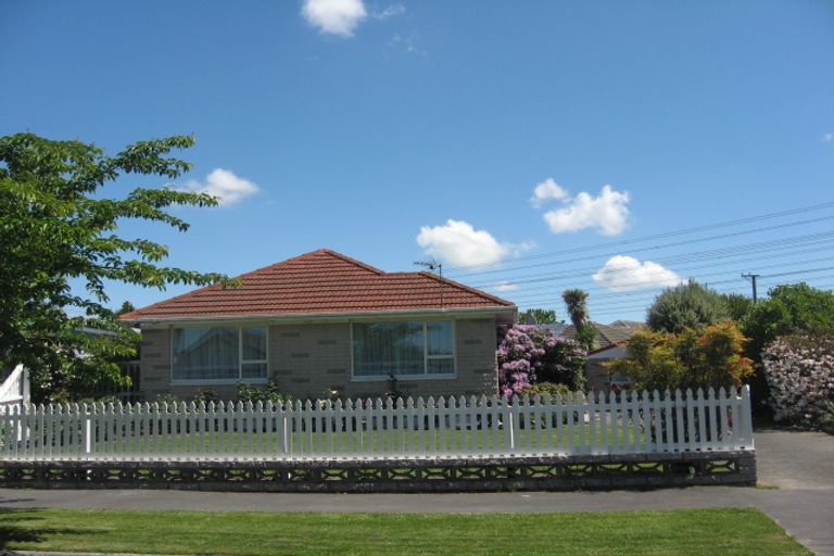 Photo of property in 3 Spalding Street, Bishopdale, Christchurch, 8053