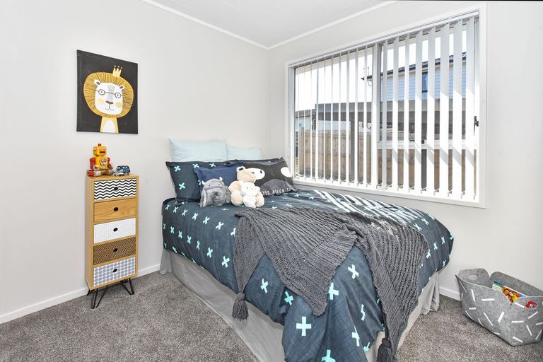 Photo of property in 9 Volante Avenue, Wattle Downs, Auckland, 2103