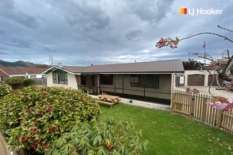 Photo of property in 16 Wickliffe Street, Mosgiel, 9024