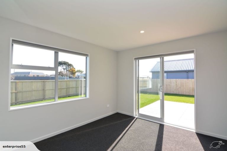 Photo of property in 16 Kingsbridge West, Burwood, Christchurch, 8083