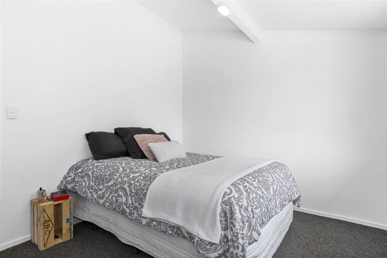 Photo of property in 27b Lyn Grove, Papamoa Beach, Papamoa, 3118