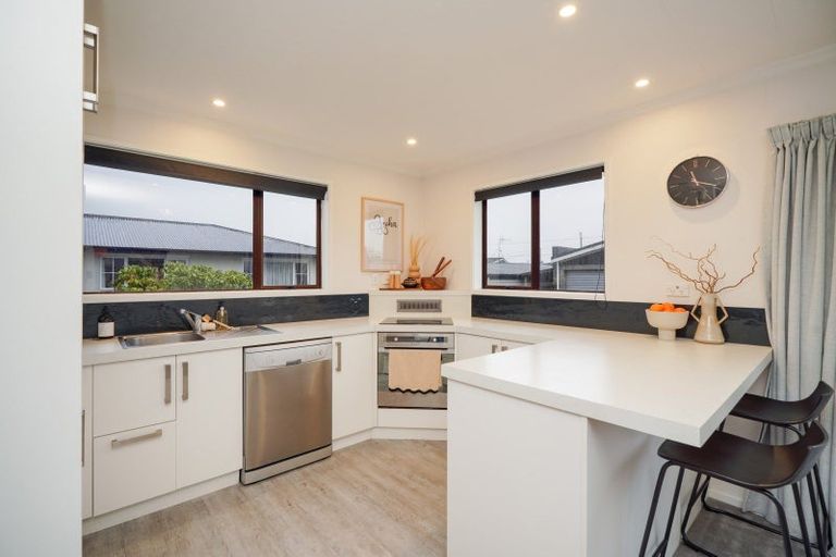 Photo of property in 86 Edinburgh Crescent, Waikiwi, Invercargill, 9810