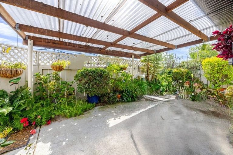 Photo of property in 1/305 Park Road South, Akina, Hastings, 4122