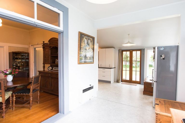 Photo of property in 339 Stoney Creek Road, Kelvin Grove, Palmerston North, 4470