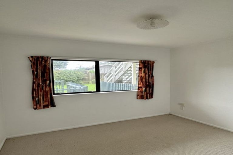 Photo of property in 69 Wellington Road, Paekakariki, 5034