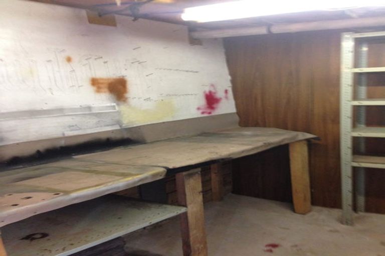 Photo of property in 2/26 Karaka Street, New Lynn, Auckland, 0600