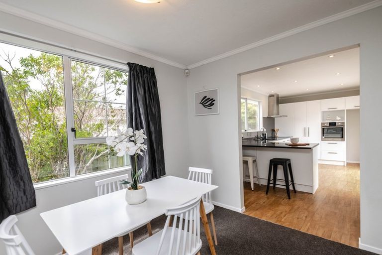 Photo of property in 5 Montserrat Place, Grenada Village, Wellington, 6037