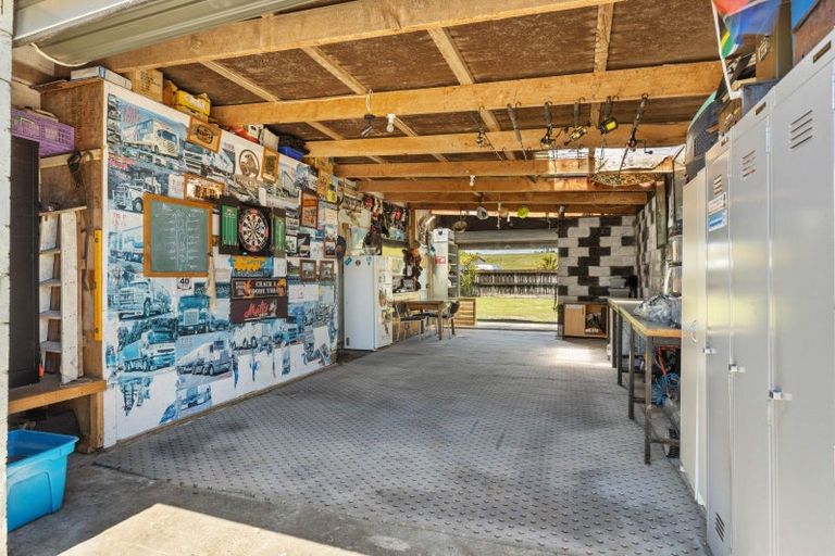 Photo of property in 9 Parris Street, Waitara, 4320