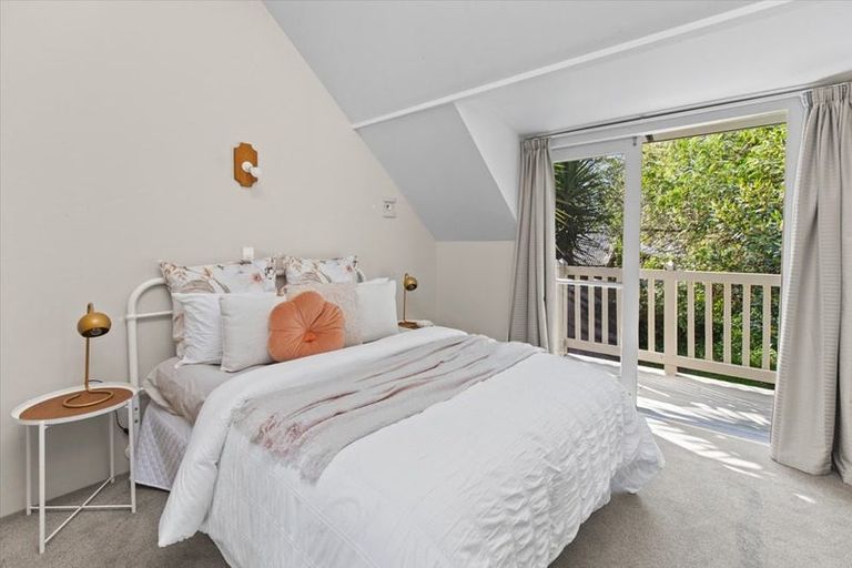 Photo of property in 53 Anzac Parade, Durie Hill, Whanganui, 4500