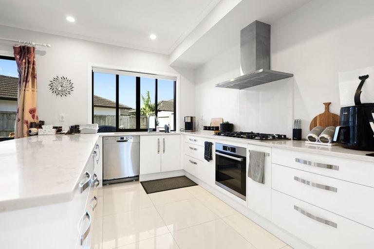 Photo of property in 5 Cordelia Court, Flagstaff, Hamilton, 3210