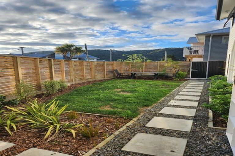 Photo of property in 1 Climie Way, Trentham, Upper Hutt, 5018