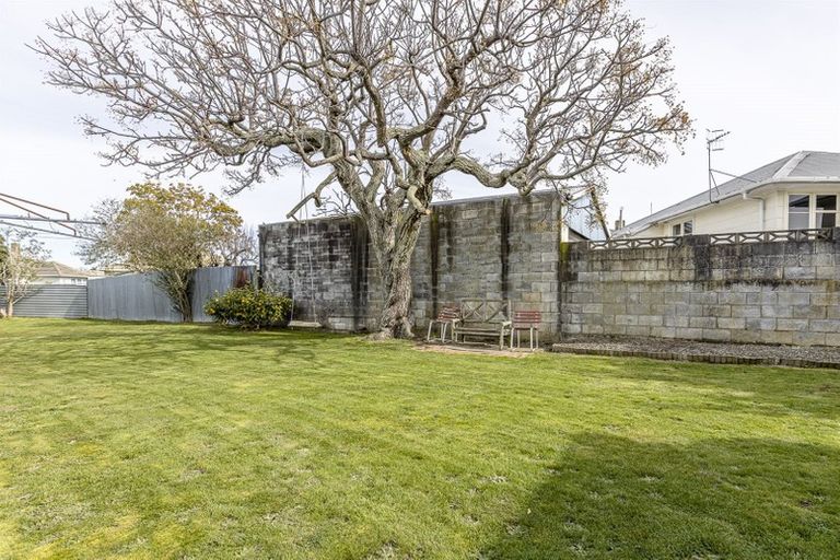 Photo of property in 34 Clyde Crescent, Roslyn, Palmerston North, 4414