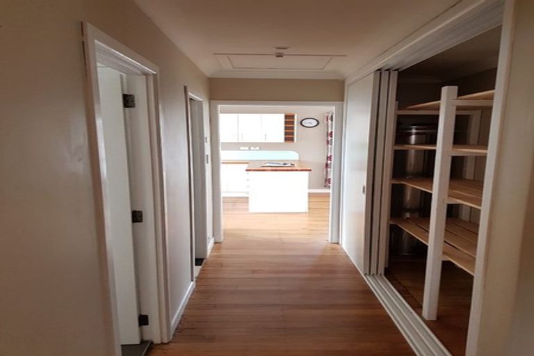 Photo of property in 4 Short Street, Papakura, 2110