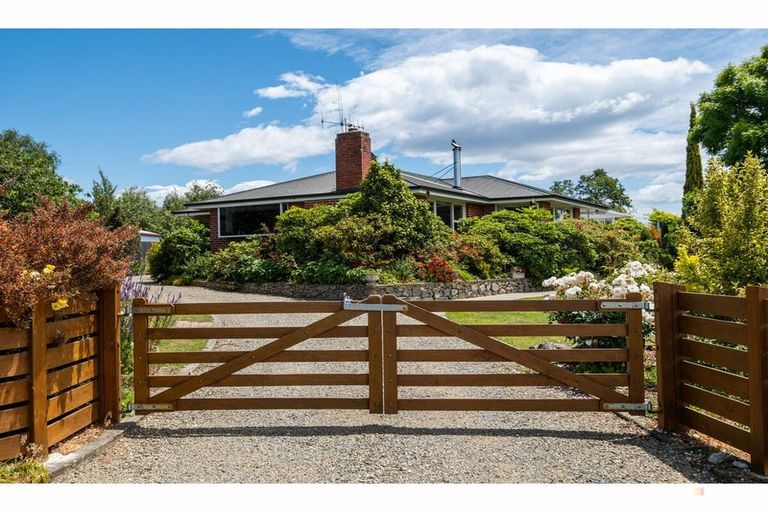 Photo of property in 76 Rhodes Street, Waimate, 7924