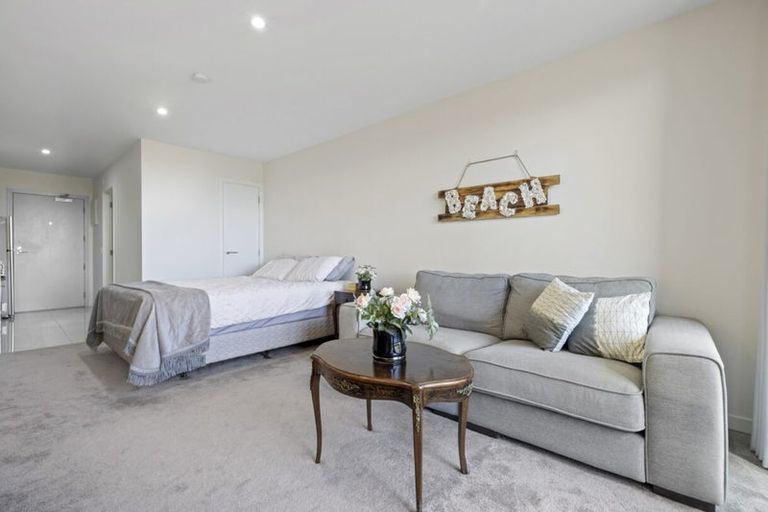 Photo of property in 209/8 Gray Avenue, Mangere East, Auckland, 2024