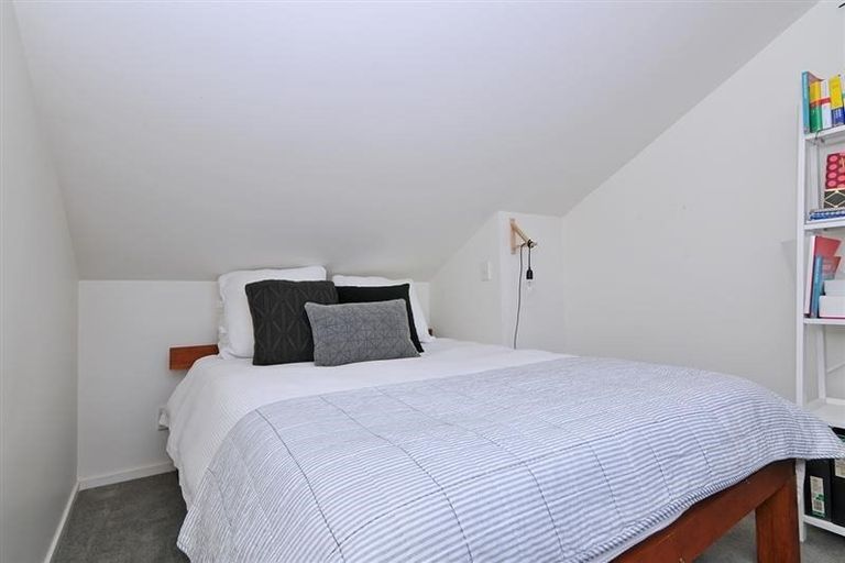 Photo of property in 2/245 Adelaide Road, Newtown, Wellington, 6021