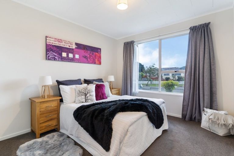 Photo of property in 46 Arnwood Street, Manurewa, Auckland, 2102