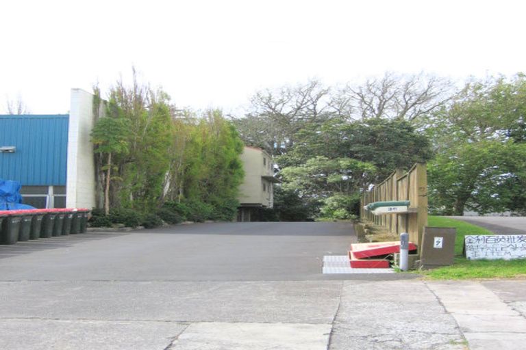 Photo of property in 36j Eric Paton Way, St Johns, Auckland, 1072