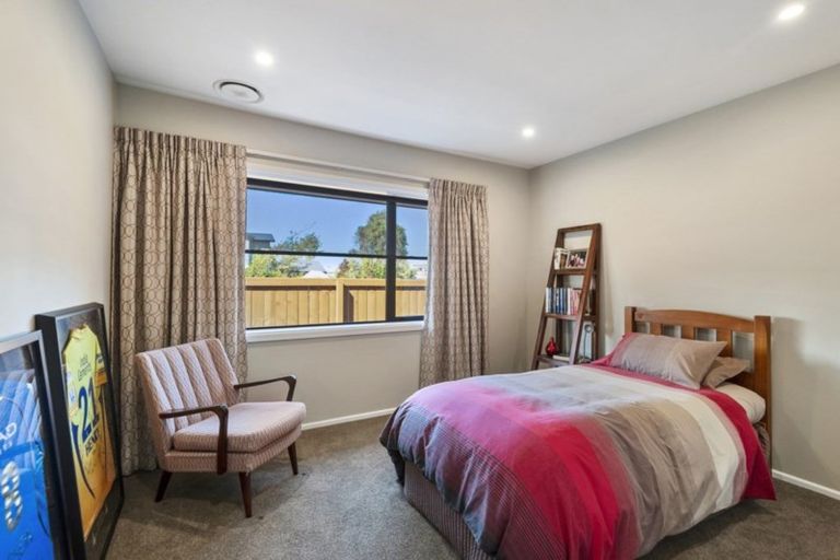 Photo of property in 63 Wai-iti Terrace, Burnside, Christchurch, 8052